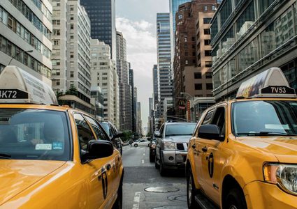 8 ملايين دولار تعويض لسائقي أجرة