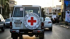 نابلس: تسليم رسالة للصليب الأحمر حول ظروف الأسرى الصحية