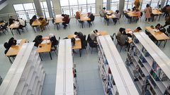 مكتبة جامعة النجاح الوطنية...منهل العلوم ومنبر الثقافة