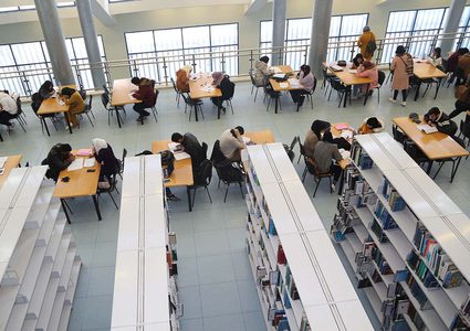 مكتبة جامعة النجاح الوطنية...منهل العلوم ومنبر الثقافة