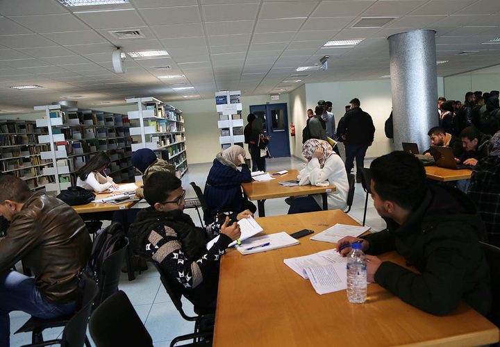 مكتبة جامعة النجاح الوطنية...منهل العلوم ومنبر الثقافة