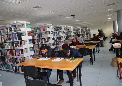 مكتبة جامعة النجاح الوطنية...منهل العلوم ومنبر الثقافة