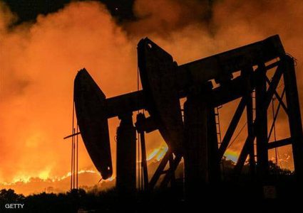 النفط يهوي بفعل مخاوف الطلب مع انتشار كورونا