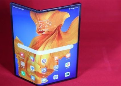هواوي تكشف عن أحدث هواتفها القابلة للطي