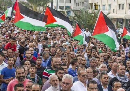 مسيرة لفك الحصار عن دير نظام الثلاثاء المقبل