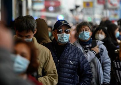 كورونا يتسبب بأزمة كمامات في الضفة وارتفاع أسعارها بشكل جنوني