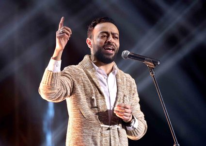 تامر عاشور يعود لخطيبته السابقة دارين