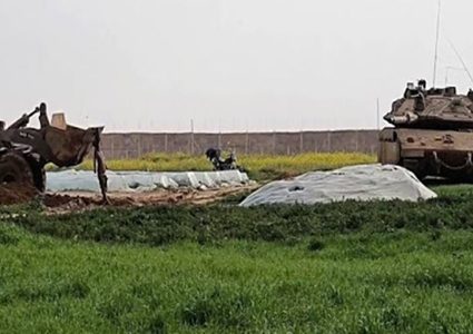 تحقيق إسرائيلي يبرئ سائق الجرافة الذي نكل بجثمان الشهيد الناعم