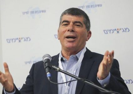 أشكنازي يسخر من نتنياهو ويصفه بسيد الفشل