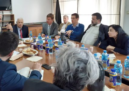 بعثة البرلمان الأوروبي تزور لجنة الانتخابات المركزية في البيرة