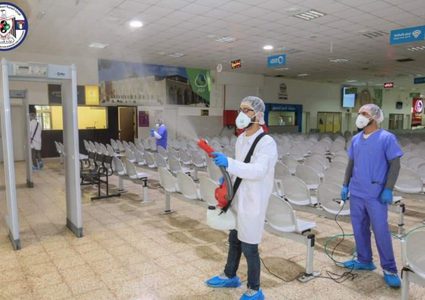 تعقيم مرافق معبر الكرامة للوقاية من فيروس كوفيد 19