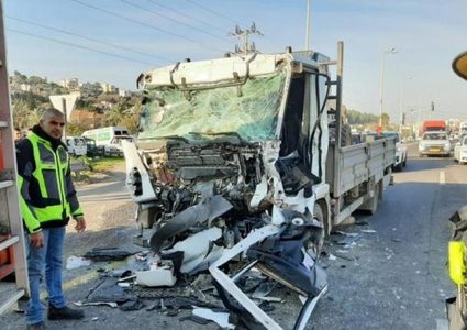 إصابتان أحداهما خطيرة في حادث سير بوادي عارة