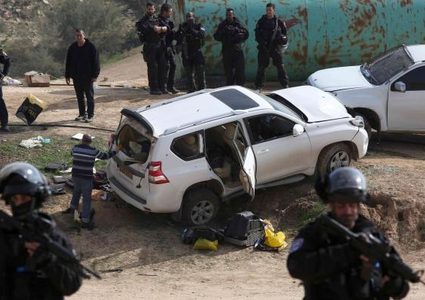 "إسرائيل" لن تتخذ اجراءات ضد طبيبين لم يسعفا الشهيد ابو القيعان