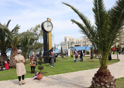 نهاية اسبوع سعيدة لكافة العاملين والطلبة في جامعة النجاح الوطنية .

عدسة عبدالرحيم قوصيني