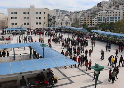 نهاية الاسبوع الدراسي ونشاط في كل اروقة جامعة النجاح الوطنية