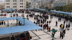 نهاية اسبوع سعيدة لكافة العاملين والطلبة في جامعة النجاح الوطنية .

عدسة عبدالرحيم قوصيني
