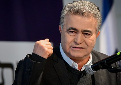 بيرتس: سنشكل حكومة أقلية مع "كاحول لفان" و"القائمة المشتركة"