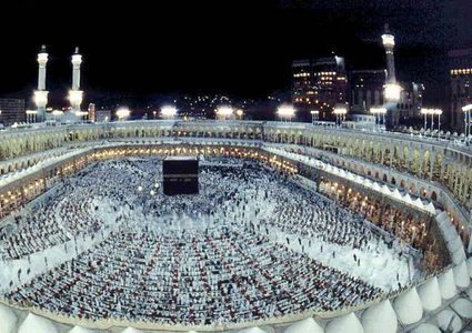 الأوقاف تشيد بقرار السعودية وقف رحلات العمرة بسبب كورونا