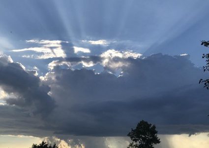 طقس فلسطين الأحد: أجواء باردة وفرصة لسقوط زخات من الأمطار