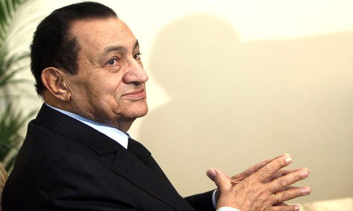 محامي مبارك يكشف مصير أموال الرئيس السابق