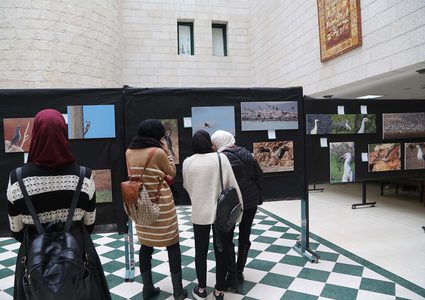 افتاح معرض صور الحياة البرية والطيور في جامعة النجاح