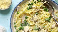 باستا بالدجاج والبازيلا