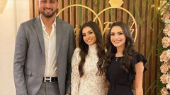 كارمن سليمان تحتفل بخطوبة شقيقتها