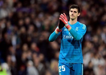 إنجاز تاريخي لكورتوا في الكلاسيكو