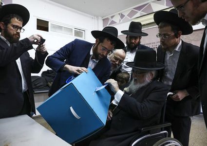 نتائج استطلاع أولية: احزاب اليمين 60 مقعدا مقابل غانتس 54