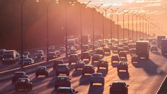 دراسة تكشف الرابط بين نوع السيارة وعدد المخالفات المرورية