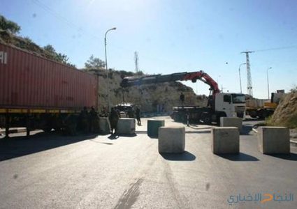 الاحتلال يغلق المدخل الجنوبي لقرية الجبعة جنوب غرب بيت لحم