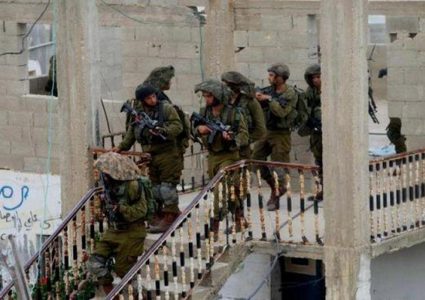الاحتلال يستولي على 50 ألف شيقل من منزل مواطن في بلدة الزاوية