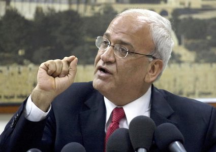 عريقات: بنس وبومبيو وفريدمان يحاربون القيم التي تؤكد على السلام