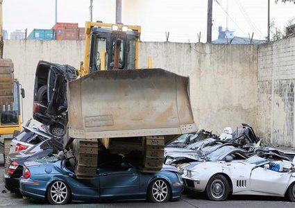 سالم: نحارب أماكن بيع المركبات غير القانونية والمشاطب الخاصة بها