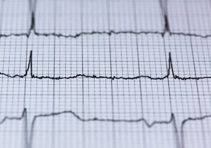 مشروب شائع تناوله يوميا يهدد حياتك!