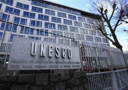 اليونسكو:"فيروس كورونا" يحرم 300 مليون طالب من التعليم