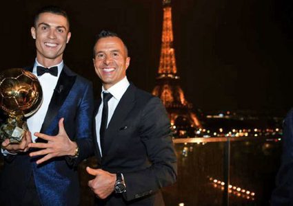 وكيل رونالدو يواجه تهمة التهرب الضريبي