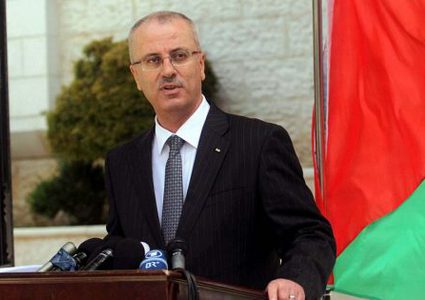 الحمد الله يشدد على ضرورة العمل الوطني الموحد للسيطرة على كورونا