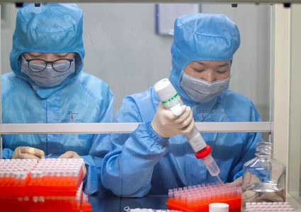 47 اصابة بفيروس كورونا بصفوف الوفد اليوناني الذي زار فلسطين ومصر