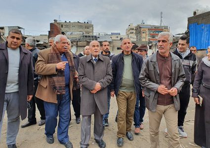 أبو سمهدانة يترأس اجتماعا طارئا للجنة متابعة حريق النصيرات