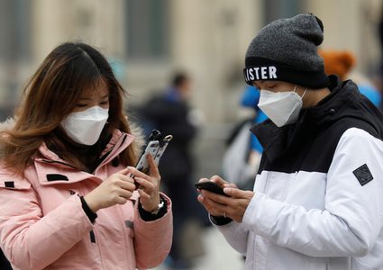 هكذا تعقمون هواتفكم لتجنب كورونا