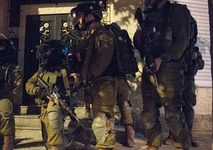 اعتقال 11 موطنا من الضفة والقدس