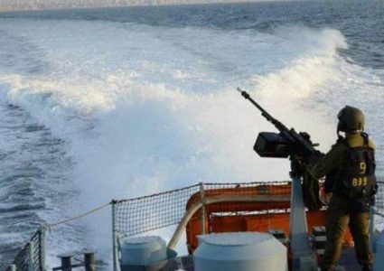 الاحتلال يستهدف الصيادين والمزارعين في غزة