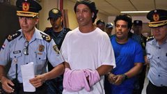 محامي رونالدينيو يطالب سلطات الباراغواي بإطلاق سراحه