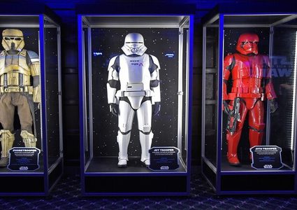 فتاة صغيرة تحصل على حياة جديدة بفضل "ذراع البطل"