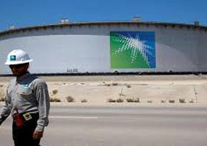 السعودية تعلن زيادة إمدادات النفط خلال شهر أبريل