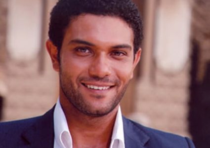 الفنان آسر ياسين يعلن استقباله مولوده الثالث