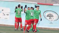 الأمعري يسحق ضيفه هلال القدس