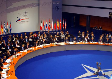 واشنطن: كل الخيارات مطروحة لدعم تركيا في سوريا عبر الناتو