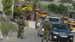 قوات الاحتلال تغلق مدخل شارع الشهداء وسط الخليل